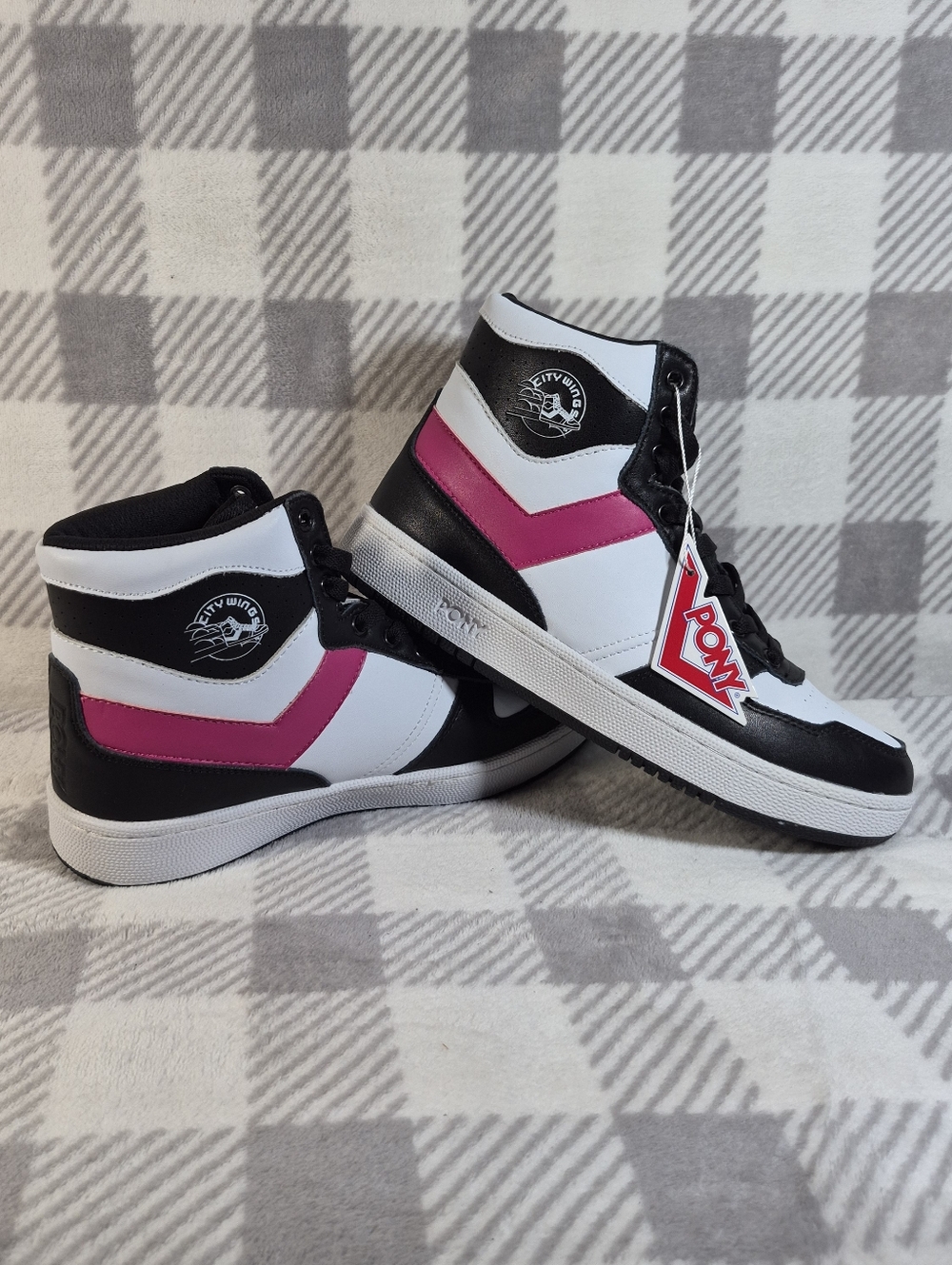 Women’s Size 8 Pony City Wings High Top Sneakers Pink